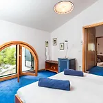 Vila Kamen
