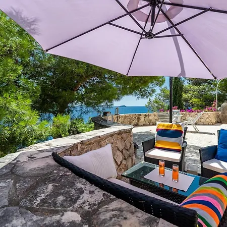 Kamen Villa Blato (Korcula)