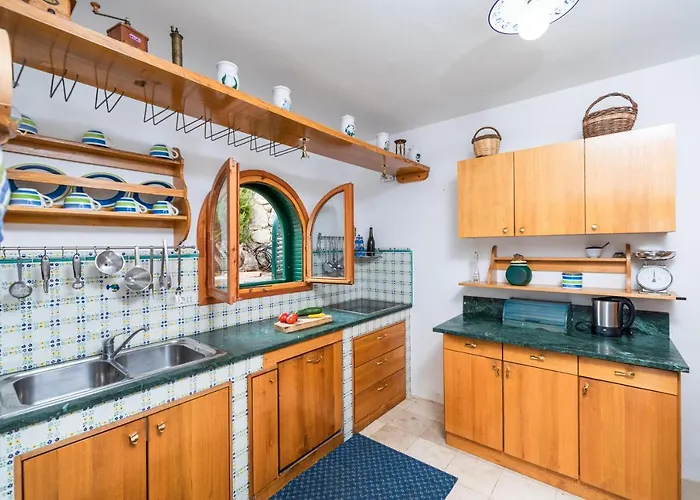 Kamen Villa Blato (Korcula)